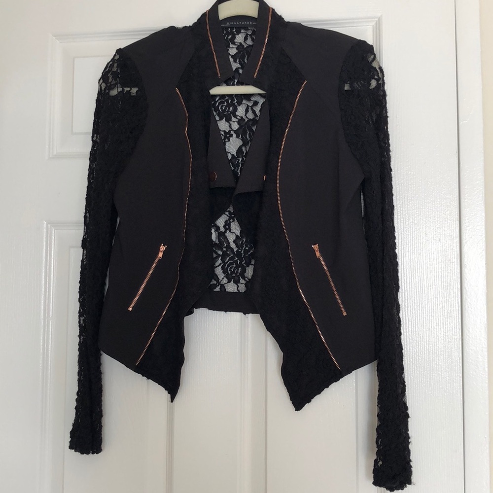 Lace sleeved jacket